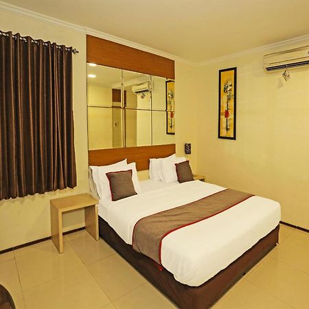 Sans Hotel Fiducia Serpong Extérieur photo
