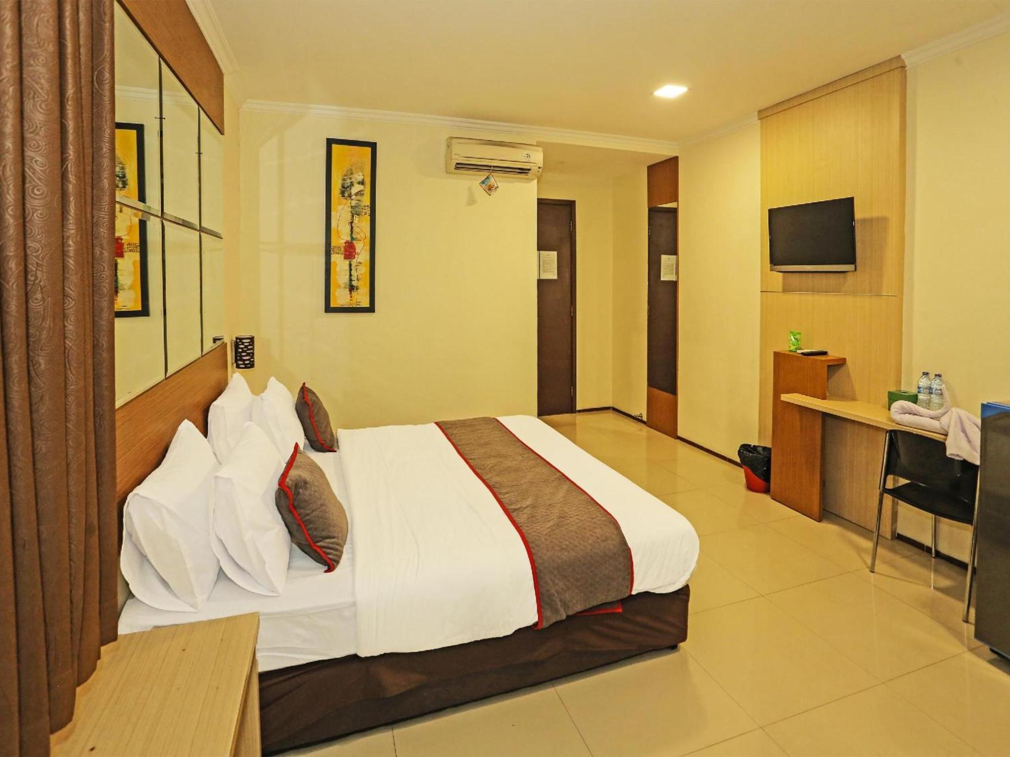 Sans Hotel Fiducia Serpong Extérieur photo