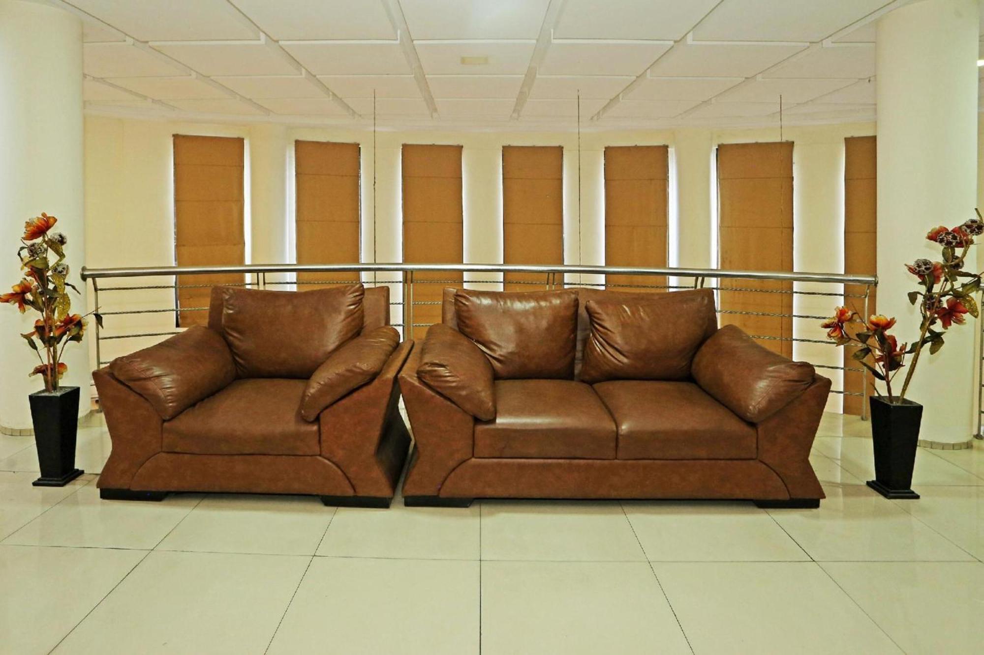 Sans Hotel Fiducia Serpong Extérieur photo