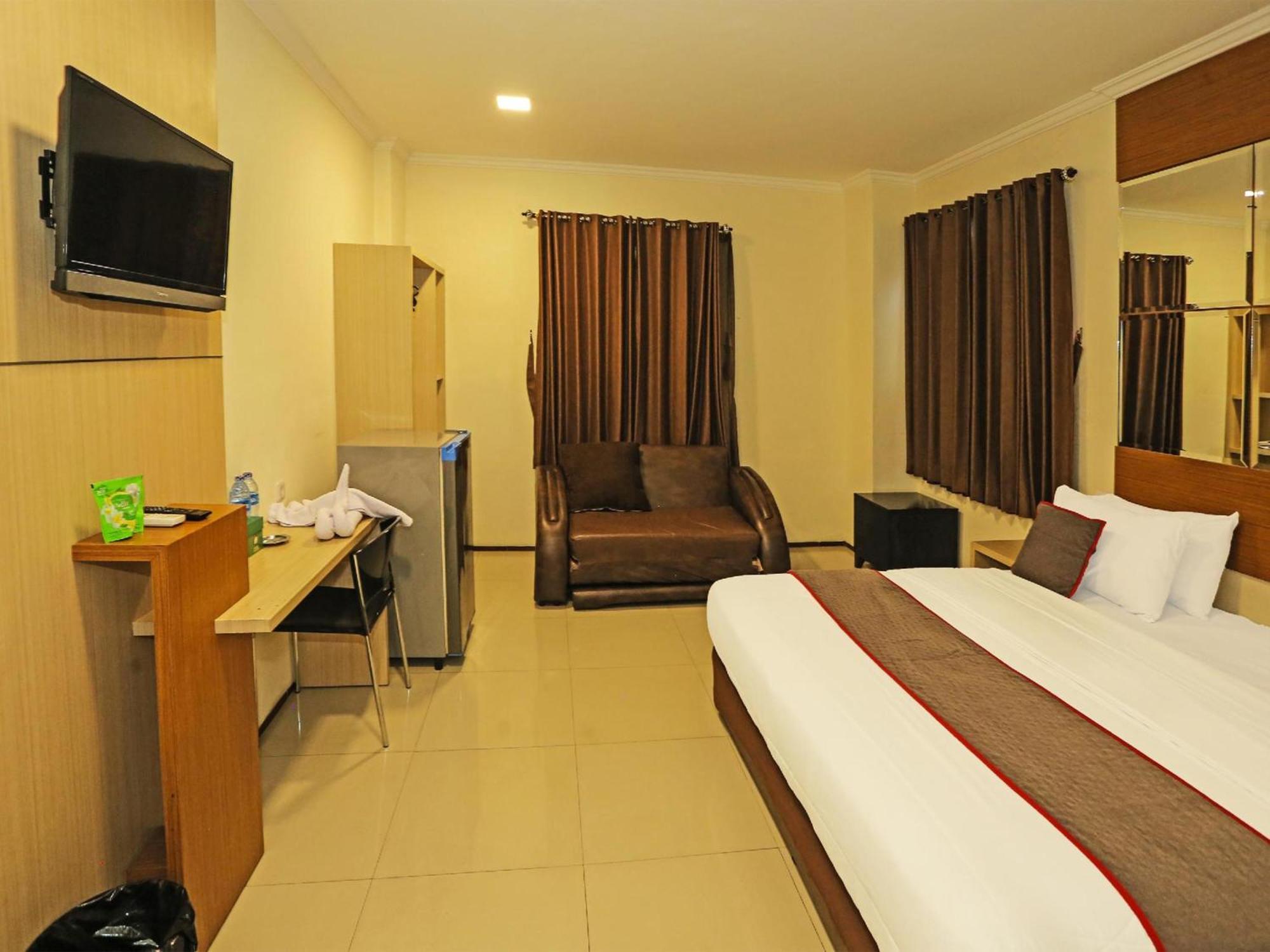Sans Hotel Fiducia Serpong Extérieur photo