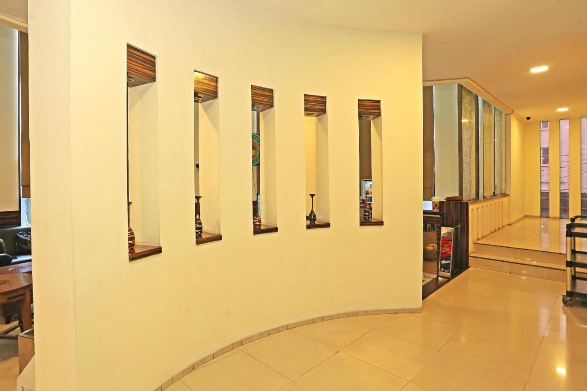 Sans Hotel Fiducia Serpong Extérieur photo