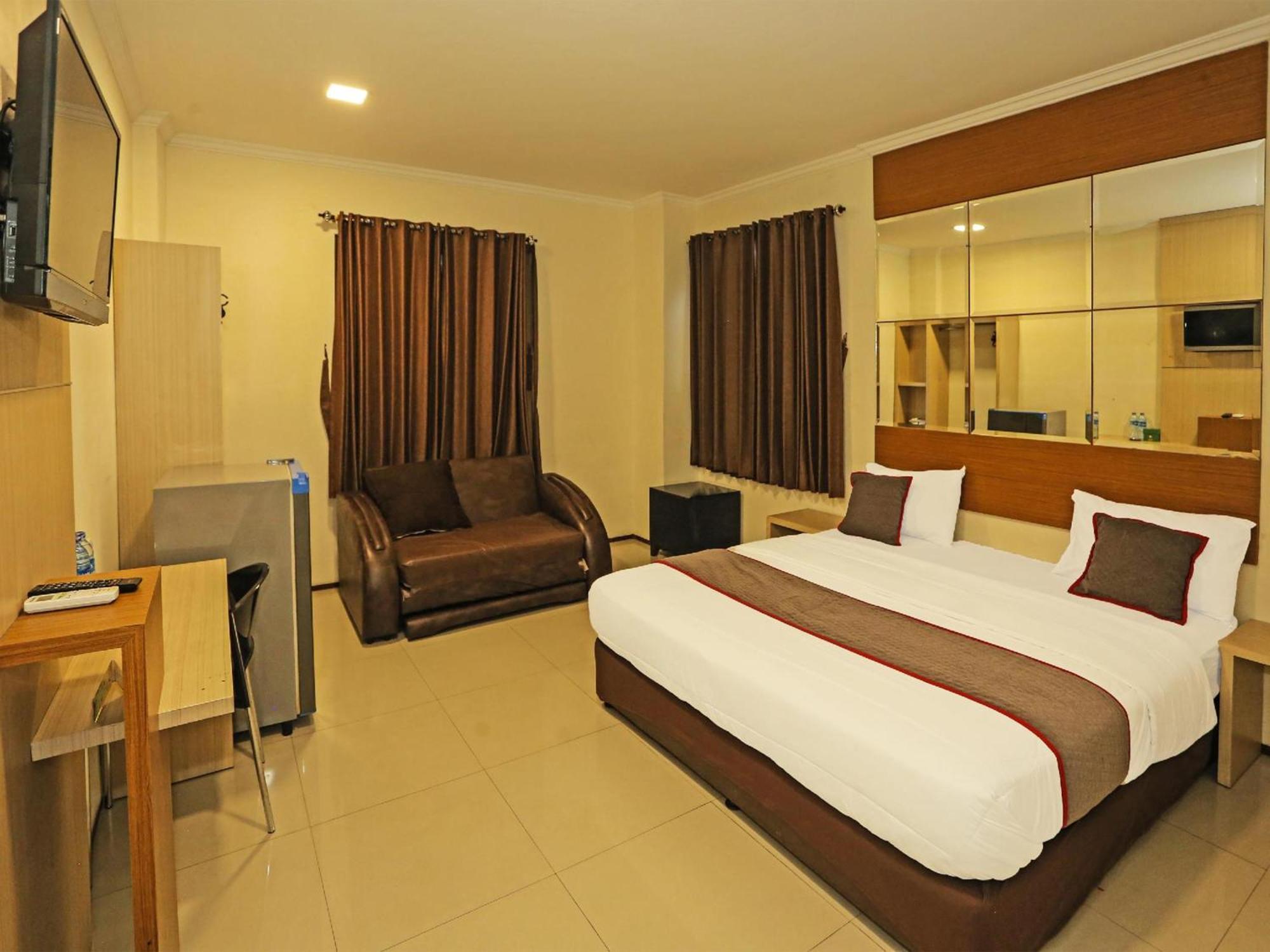 Sans Hotel Fiducia Serpong Extérieur photo