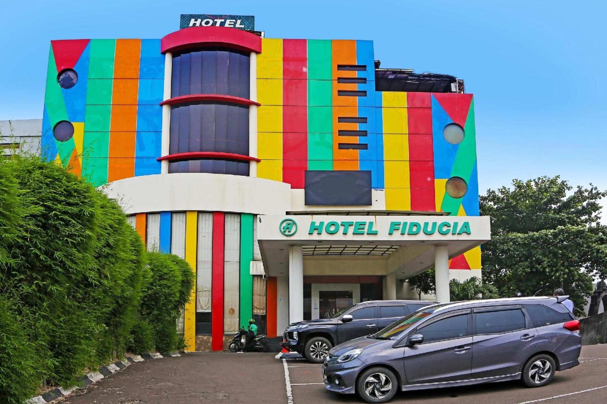 Sans Hotel Fiducia Serpong Extérieur photo