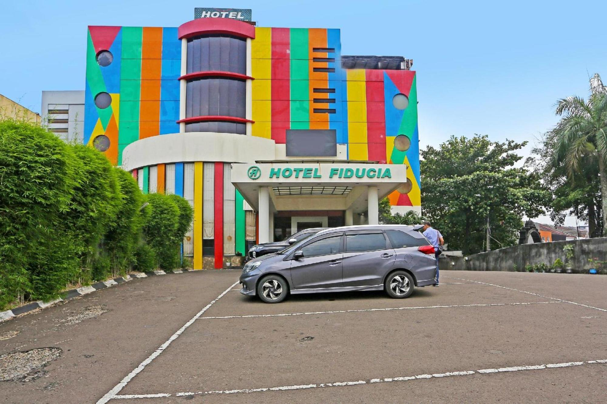 Sans Hotel Fiducia Serpong Extérieur photo