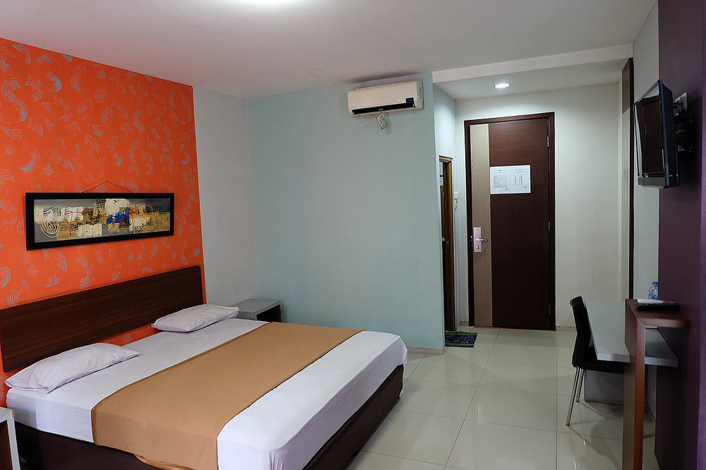 Sans Hotel Fiducia Serpong Extérieur photo