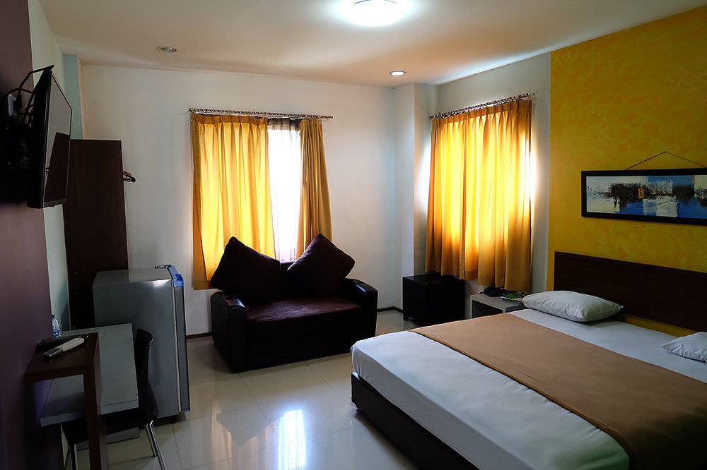 Sans Hotel Fiducia Serpong Extérieur photo